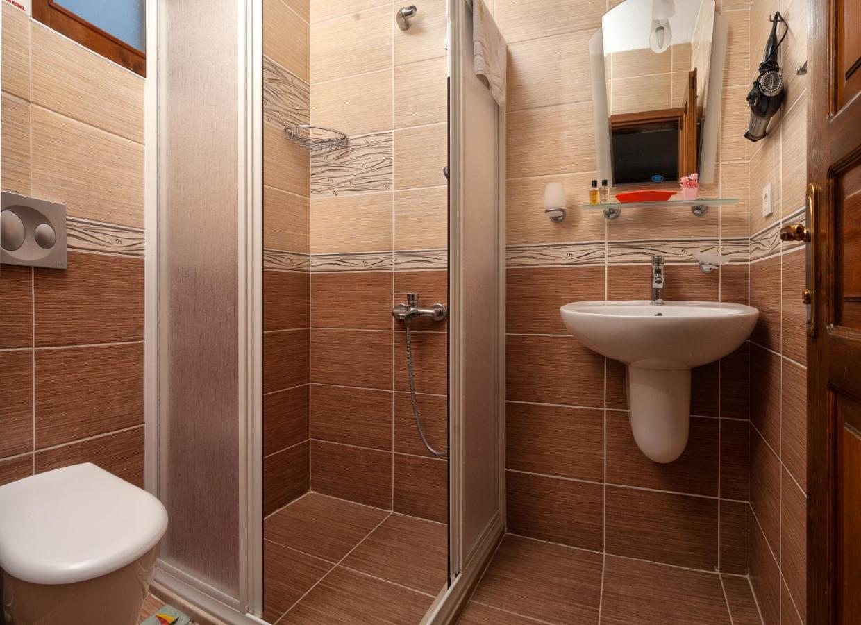 Flores Hotel Alaçatı Extérieur photo