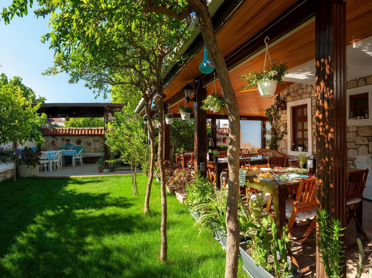 Flores Hotel Alaçatı Extérieur photo