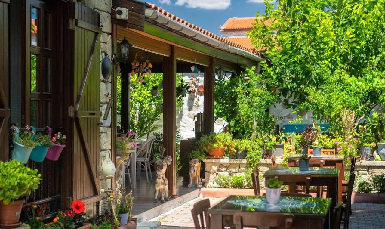 Flores Hotel Alaçatı Extérieur photo
